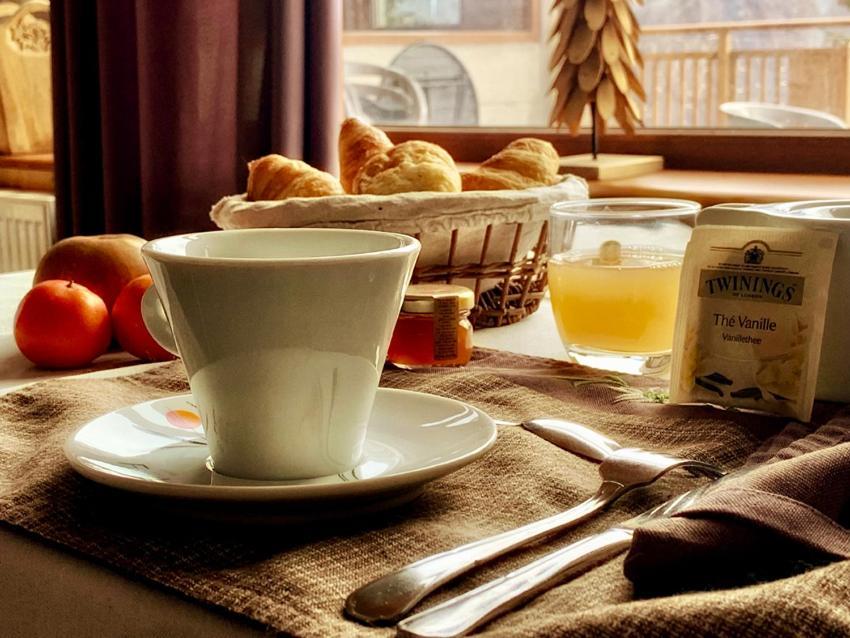 Hotels Les Catrems & Le Montagnou 奥西耶尔 外观 照片