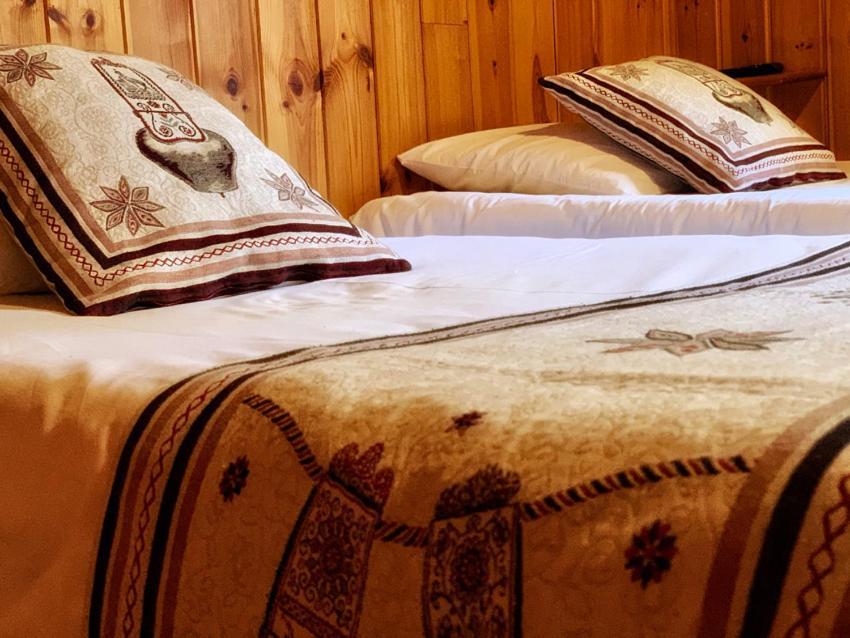 Hotels Les Catrems & Le Montagnou 奥西耶尔 外观 照片