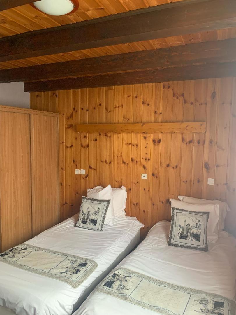 Hotels Les Catrems & Le Montagnou 奥西耶尔 外观 照片
