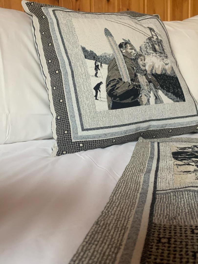 Hotels Les Catrems & Le Montagnou 奥西耶尔 外观 照片