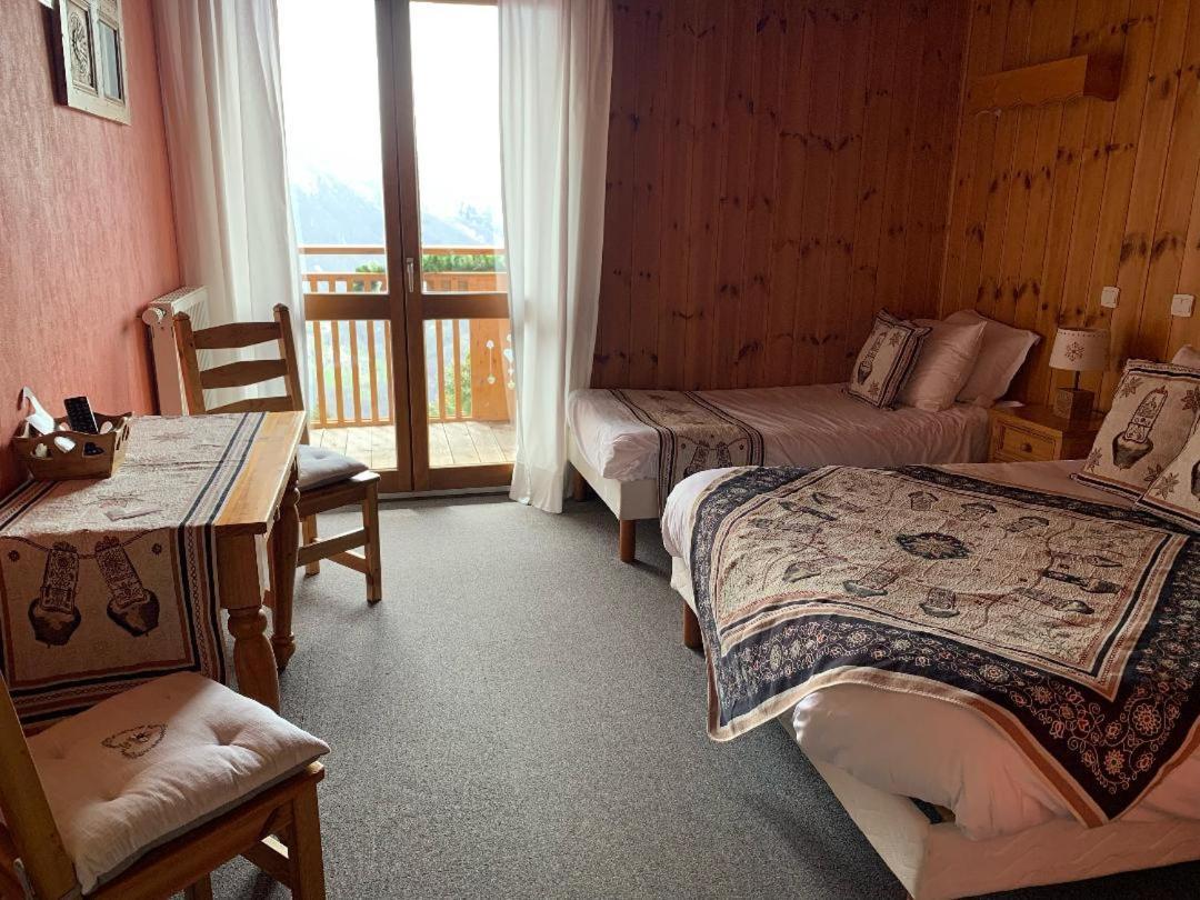 Hotels Les Catrems & Le Montagnou 奥西耶尔 外观 照片