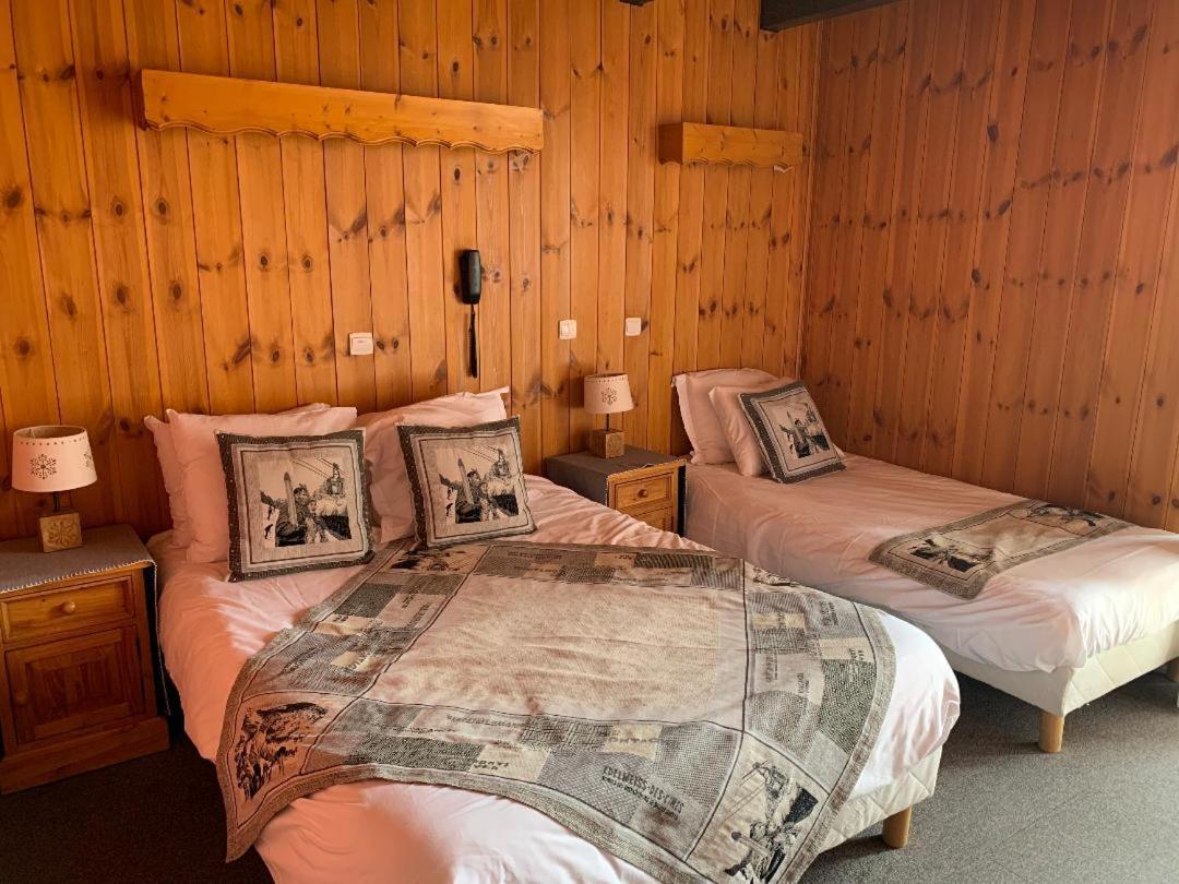 Hotels Les Catrems & Le Montagnou 奥西耶尔 外观 照片